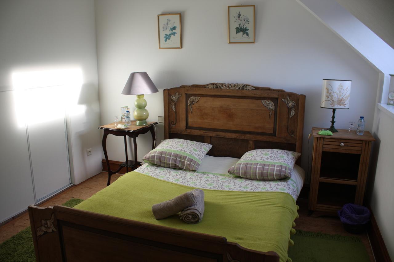 Bed and Breakfast Yec'Hed Mat Saint-Nicolas-du-Pelem Экстерьер фото