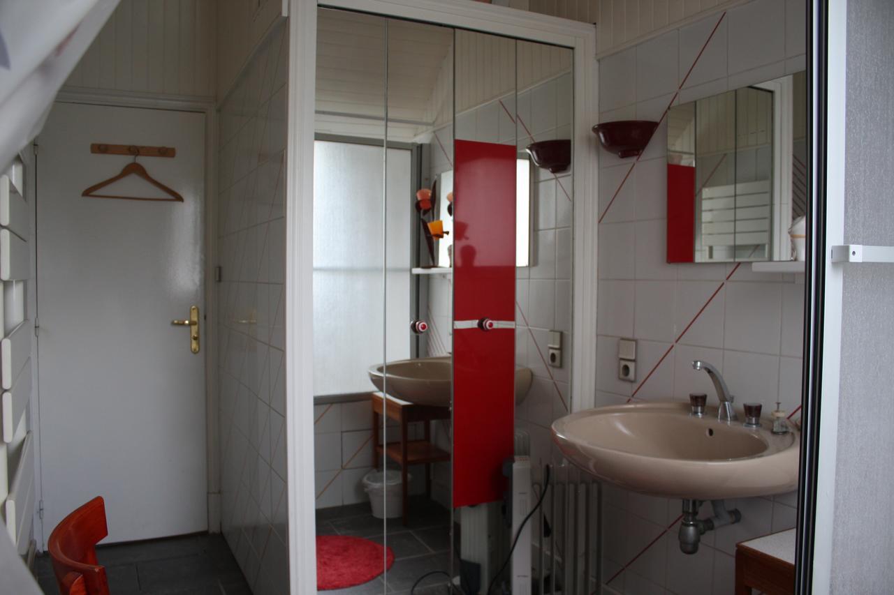Bed and Breakfast Yec'Hed Mat Saint-Nicolas-du-Pelem Экстерьер фото